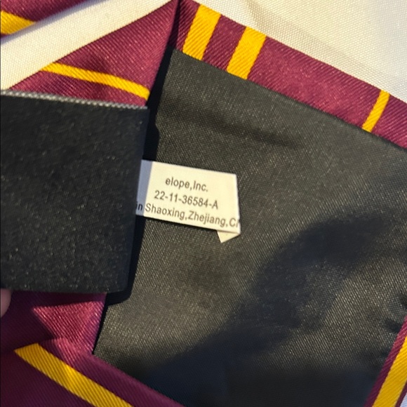 Harry Potter Griffindor Burgundy and Gold Striped Tie Adult Cosplay Costume - Picture 11 of 16